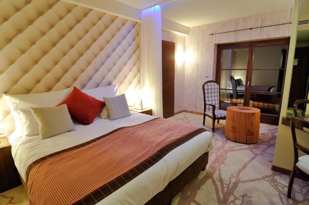 Hotel Cascade Resort & Spa Demjén Quarto foto